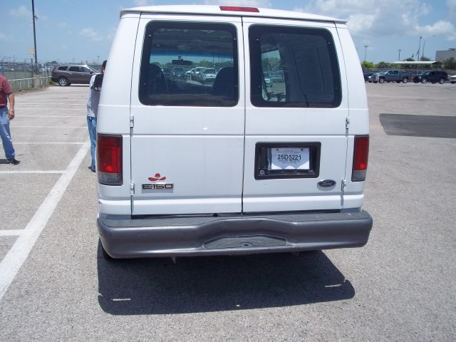 Ford Econoline 2006 photo 4