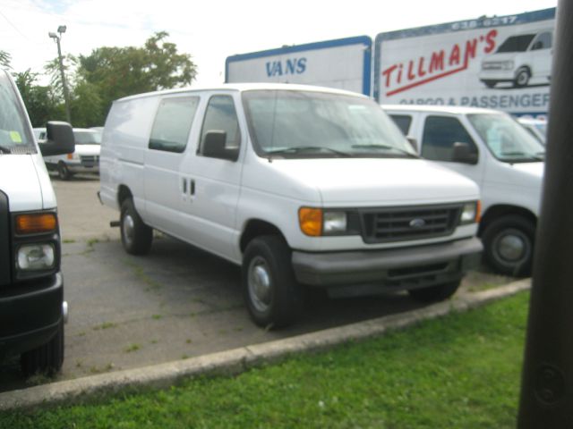 Ford Econoline 2006 photo 3