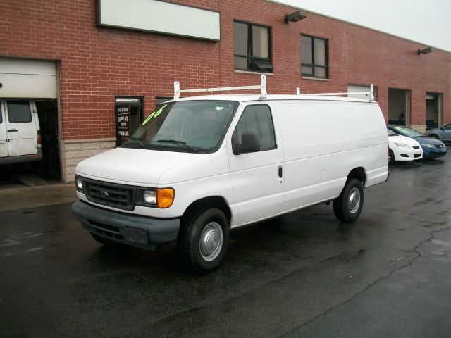 Ford Econoline 2006 photo 1