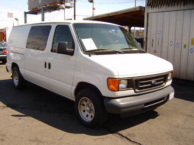 Ford Econoline 2006 photo 3