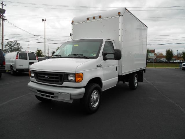 Ford Econoline 2006 photo 2