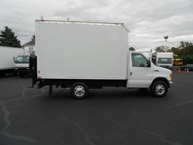 Ford Econoline 2006 photo 3