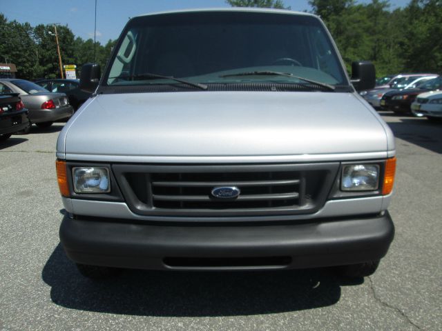 Ford Econoline 2006 photo 3