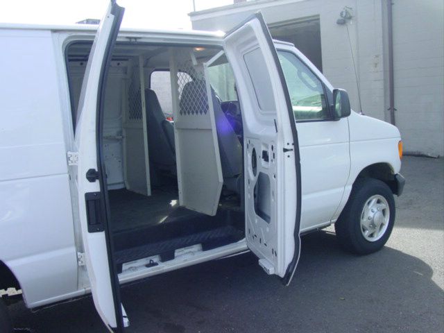 Ford Econoline 2007 photo 1