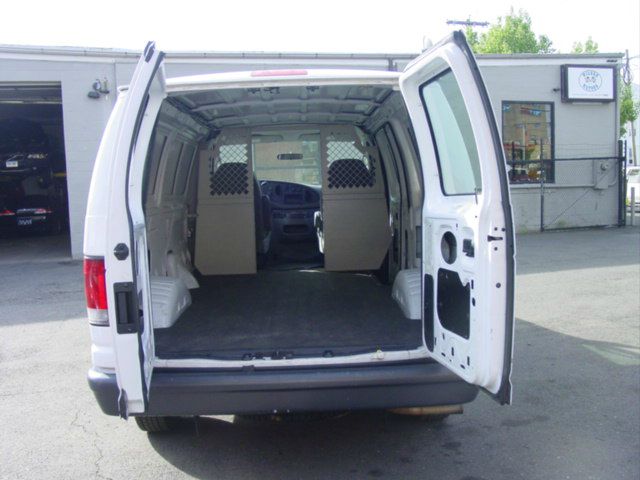 Ford Econoline 2007 photo 2