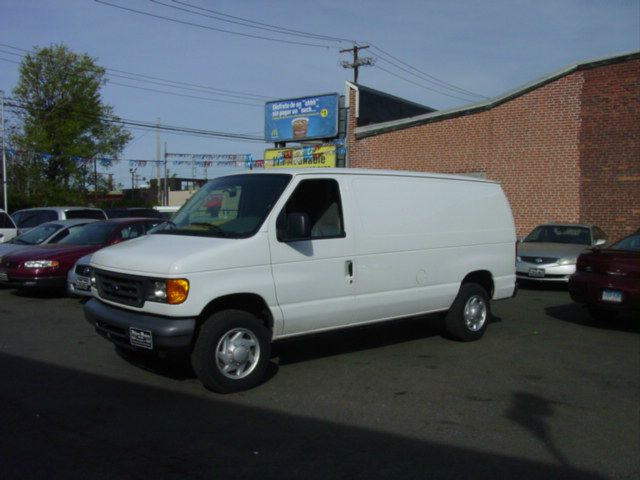 Ford Econoline 2007 photo 8