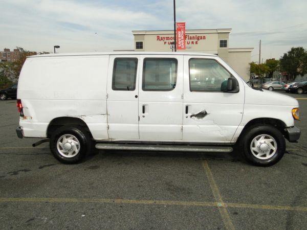 Ford Econoline 2007 photo 1