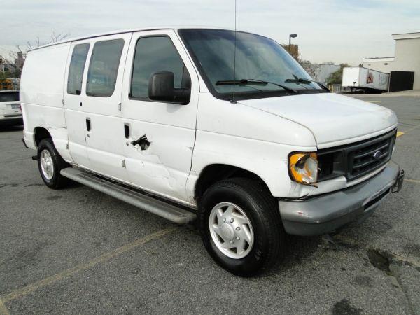 Ford Econoline 2007 photo 2