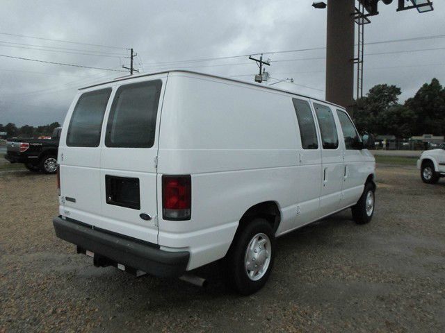 Ford Econoline 2007 photo 11