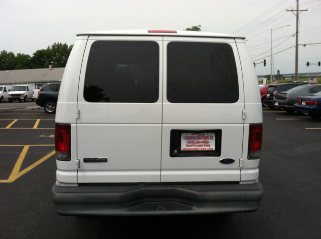 Ford Econoline 2007 photo 1