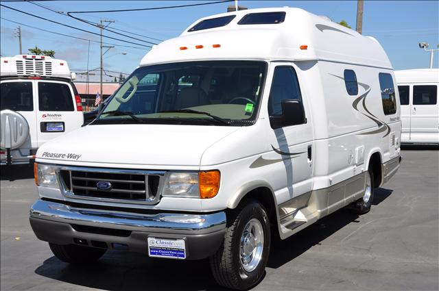 Ford Econoline 2006 Mazda I Touring Passenger Van