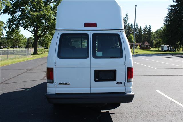 Ford Econoline 2007 photo 3