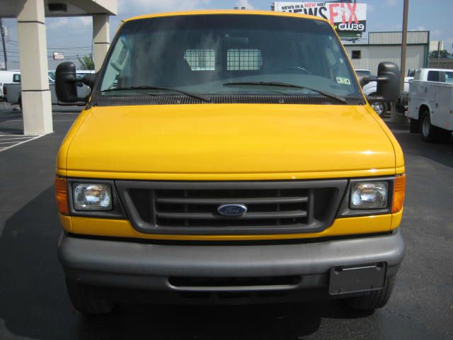 Ford Econoline 2007 photo 2