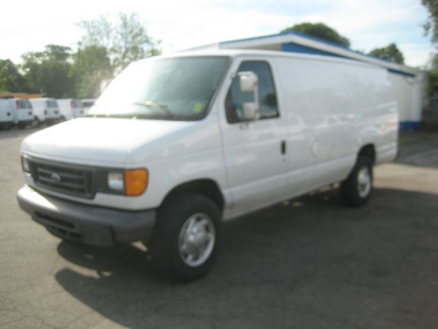 Ford Econoline 2007 photo 3