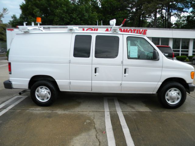 Ford Econoline 2007 photo 14