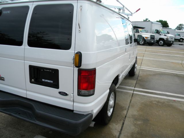 Ford Econoline 2007 photo 15