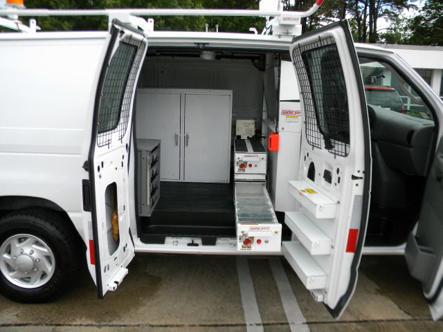 Ford Econoline 2007 photo 23