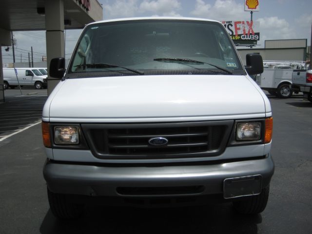 Ford Econoline 2007 photo 2