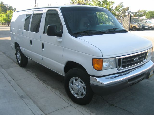 Ford Econoline 2007 photo 11