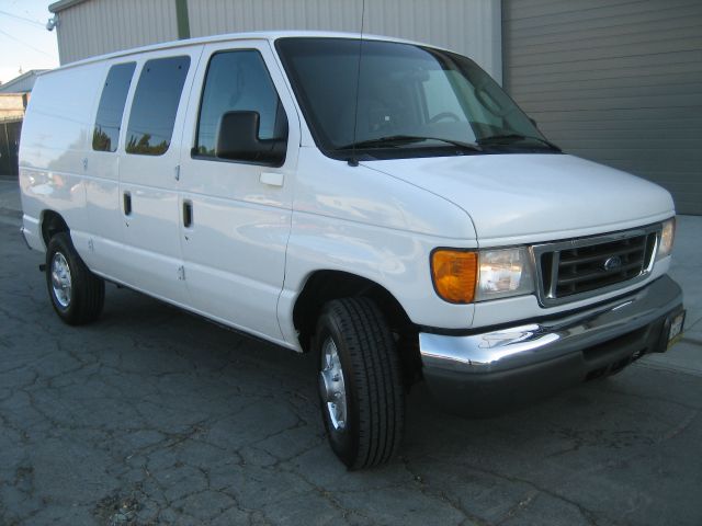 Ford Econoline 2007 photo 8