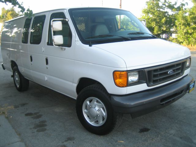 Ford Econoline 2007 photo 1