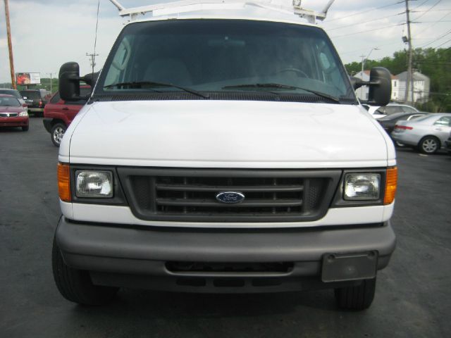 Ford Econoline 2007 photo 17