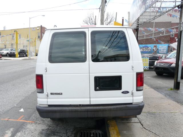 Ford Econoline 2007 photo 1