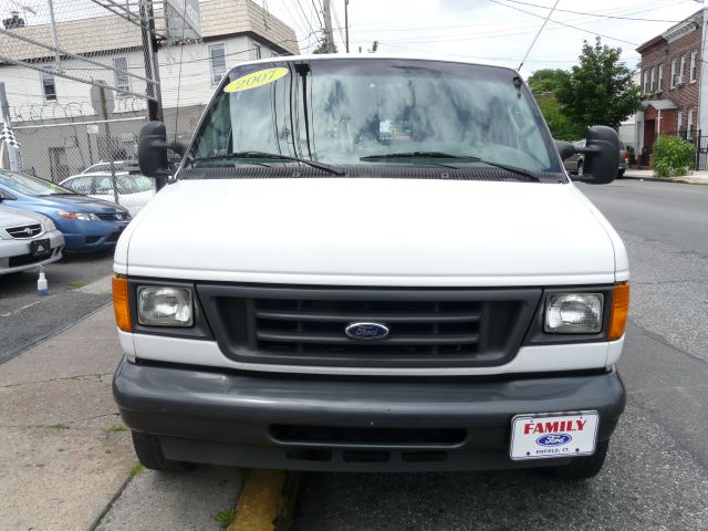 Ford Econoline 2007 photo 2