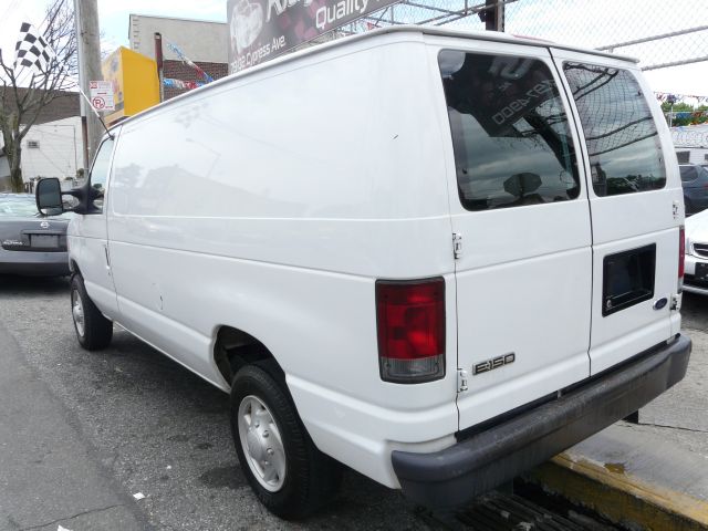 Ford Econoline 2007 photo 3