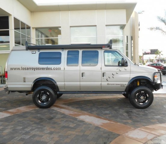 Ford Econoline 2008 photo 1