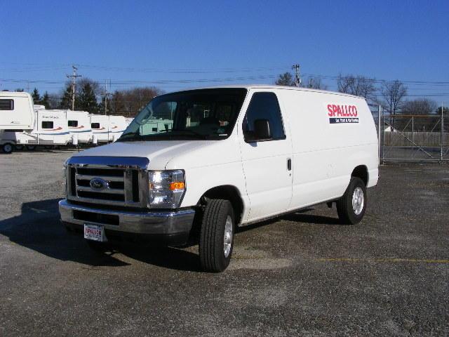 Ford Econoline 2008 photo 1