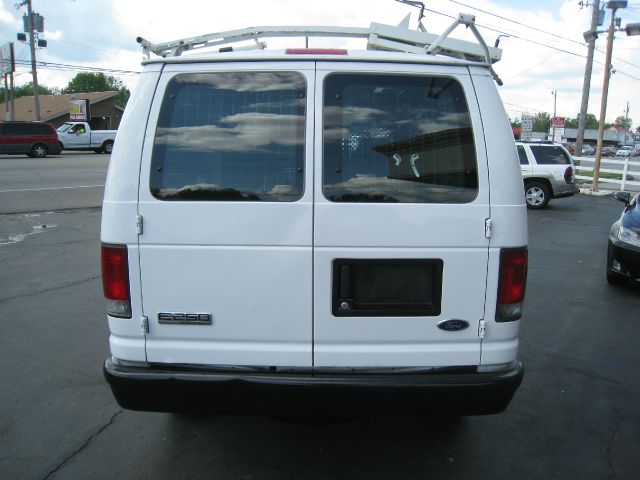 Ford Econoline 2008 photo 13