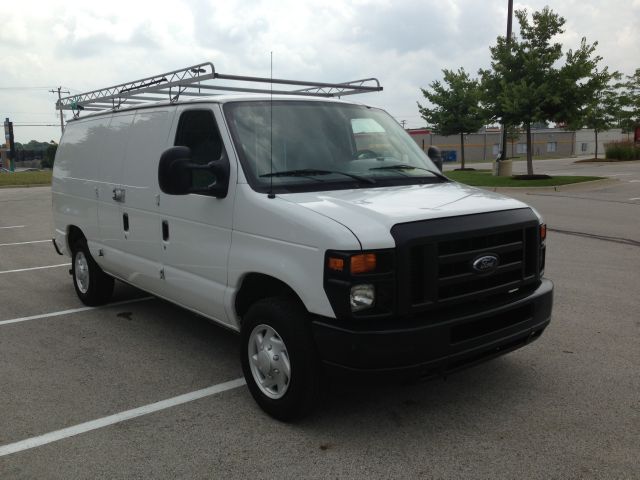 Ford Econoline 2008 photo 1