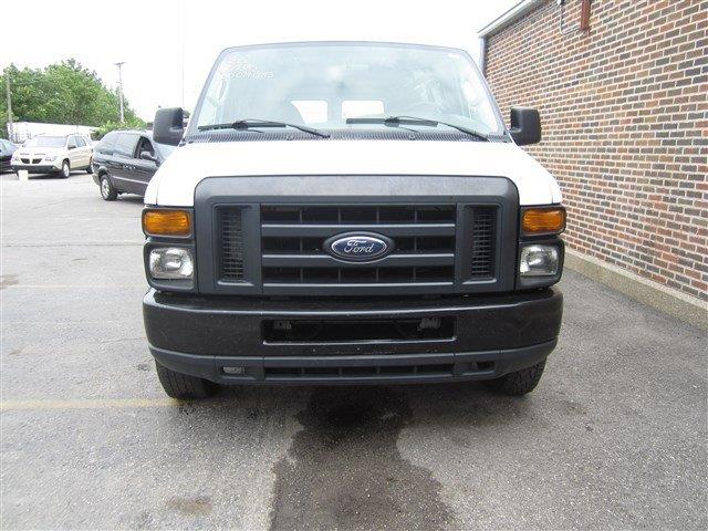 Ford Econoline 2008 photo 4