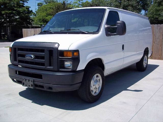 Ford Econoline 2008 photo 3