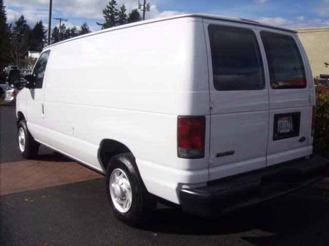 Ford Econoline 2008 photo 3