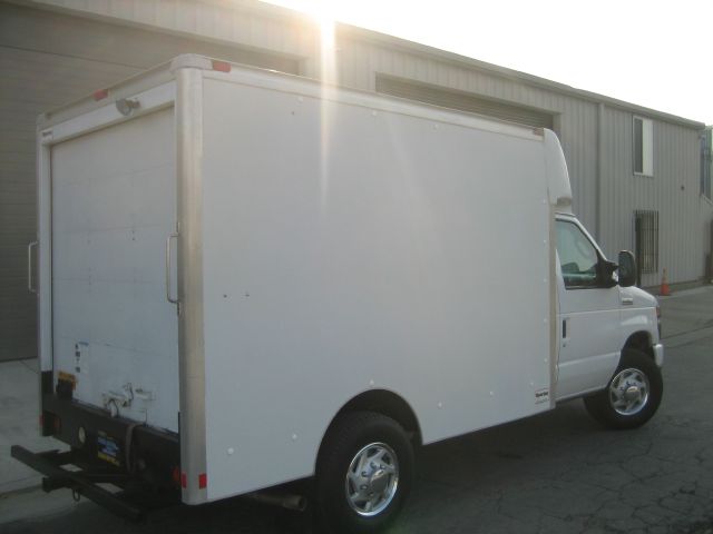 Ford Econoline 2008 photo 1