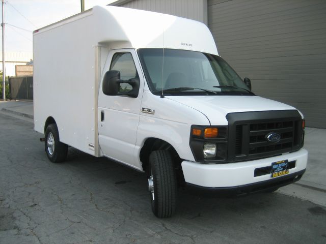 Ford Econoline 2008 photo 2