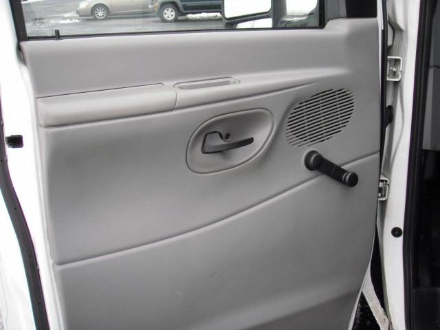 Ford Econoline 2008 photo 2