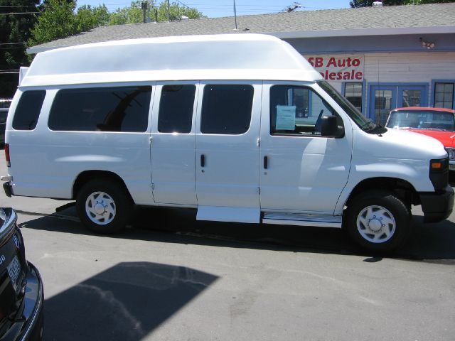 Ford Econoline 2008 photo 10