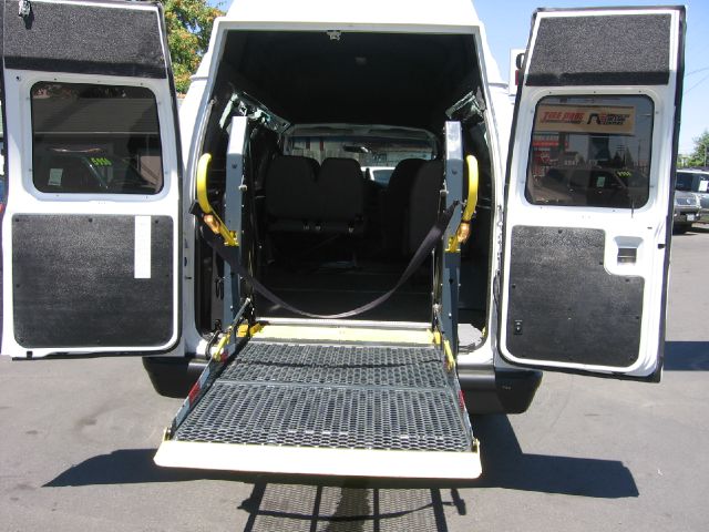 Ford Econoline 2008 photo 9