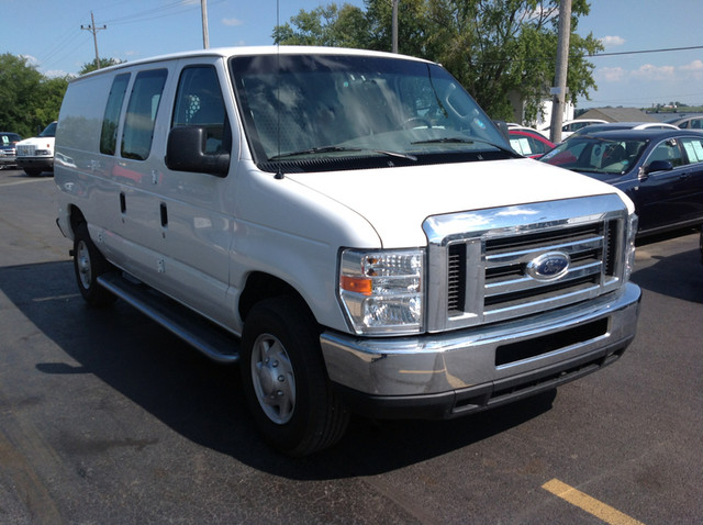 Ford Econoline 2008 photo 2