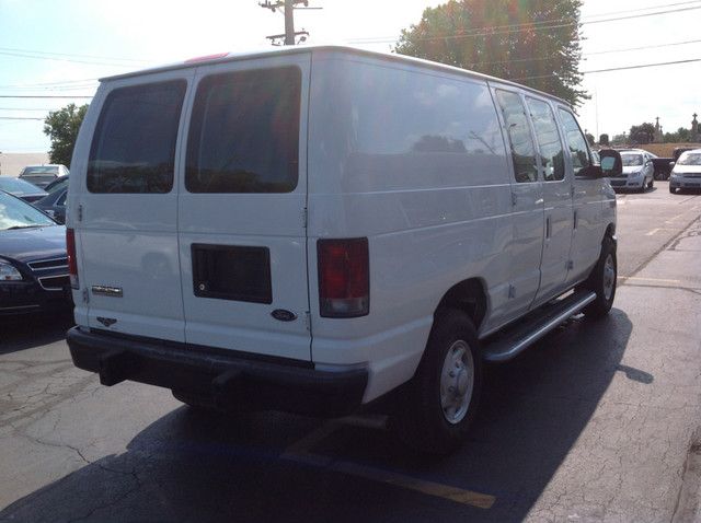 Ford Econoline 2008 photo 3