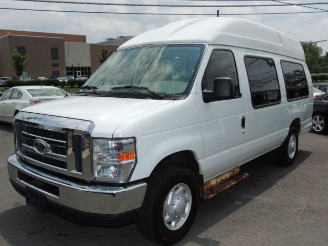 Ford Econoline 2008 photo 4