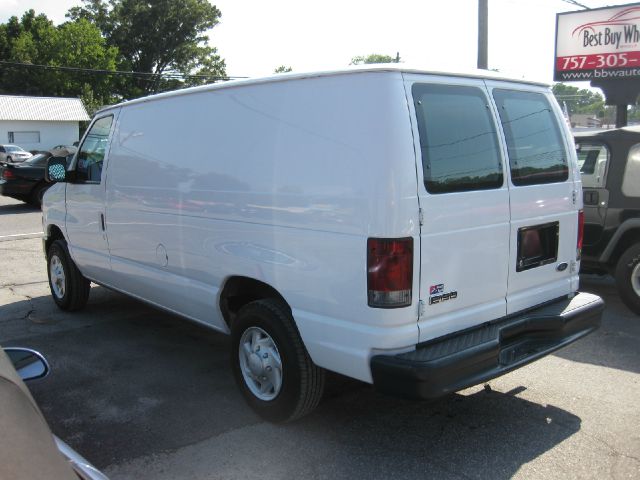 Ford Econoline 2008 photo 1