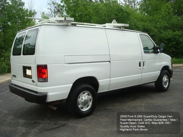 Ford Econoline 2008 photo 17