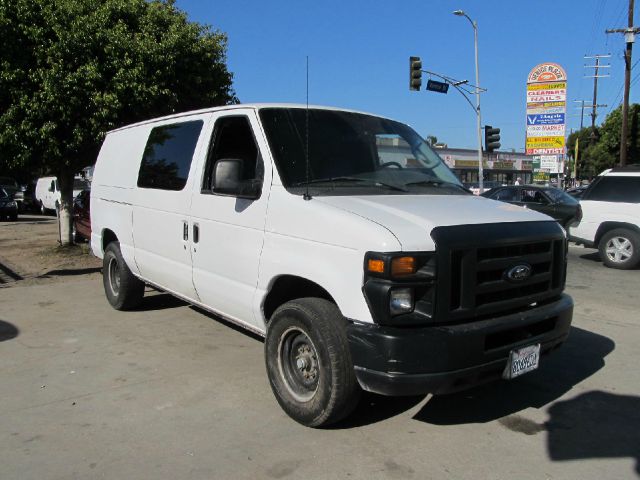 Ford Econoline SE Truck Cargo Van