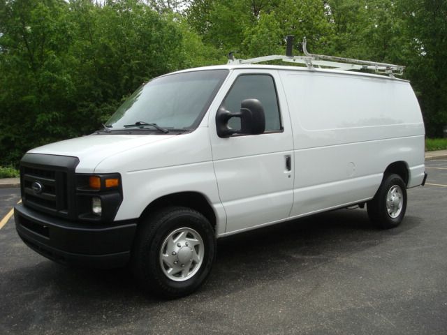 Ford Econoline 2008 photo 1