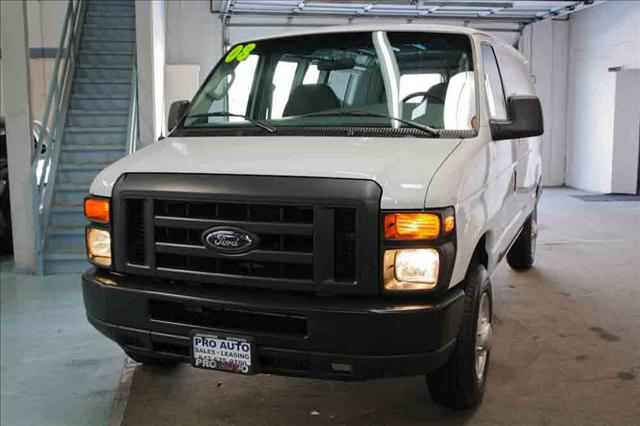 Ford Econoline 328 Ci Passenger Van