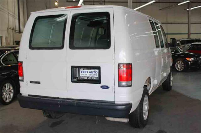 Ford Econoline 2008 photo 3